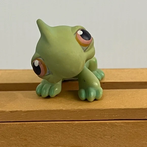 Littlest Pet Shop Toys Lps Iguana 29 Poshmark